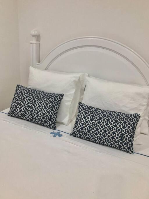 A&C Cozy Apartment אלבאס מראה חיצוני תמונה